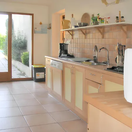 Villa Spacieuse Avec Piscine Privee A 180 M² Vue Montagne Rocher